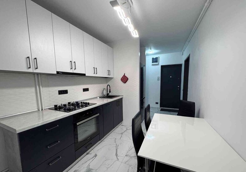 Crangasi, apartament cu 4 camere 10 minute pana la metrou.